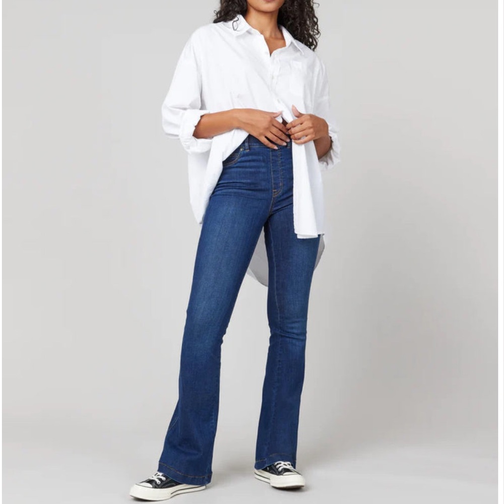 SPANX High Waist Flare Jeans in Midnight Wash